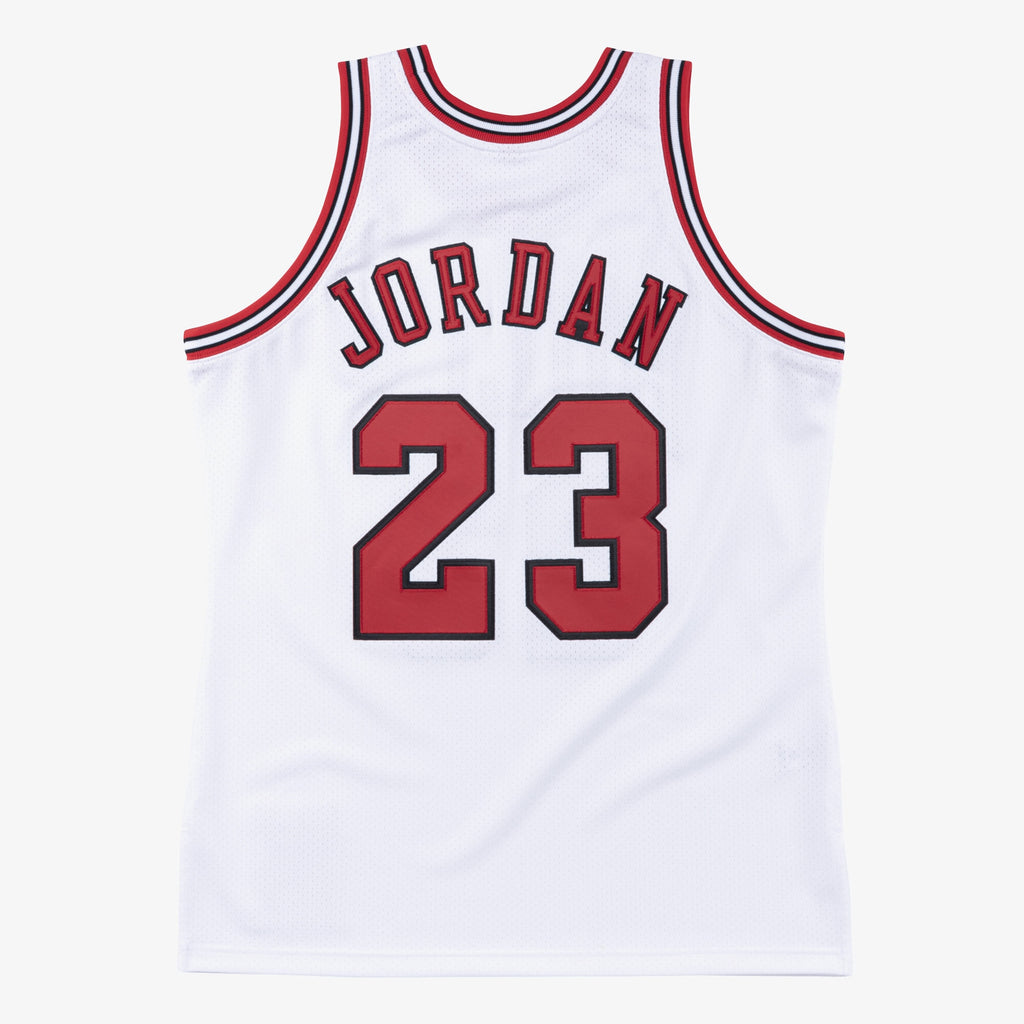 Chicago Bulls Mitchell & Ness Authentic Jersey Michael Jordan 1987-88