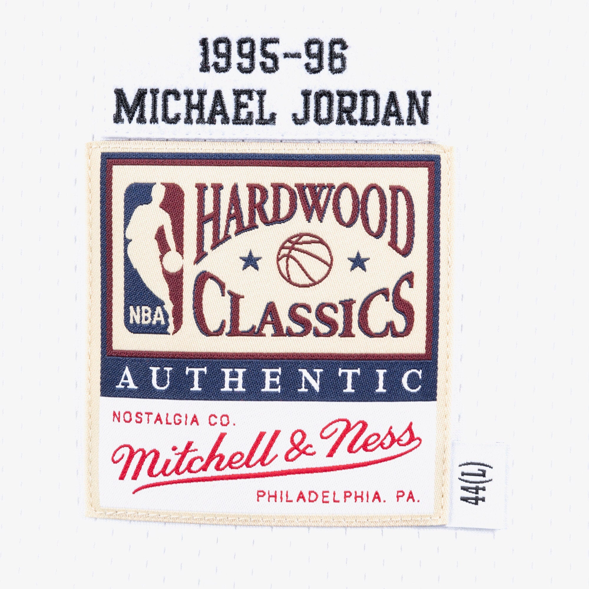 Chicago Bulls Mitchell & Ness Authentic Jersey Home Michael Jordan 1995-96
