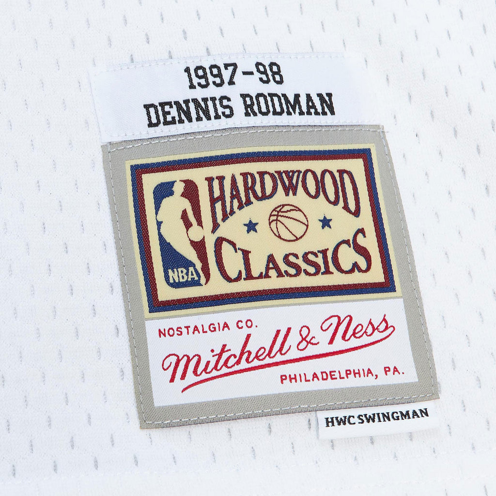 Chicago Bulls Mitchell & Ness Dennis Rodman 1997 Cracked Cement Swingman Jersey - White