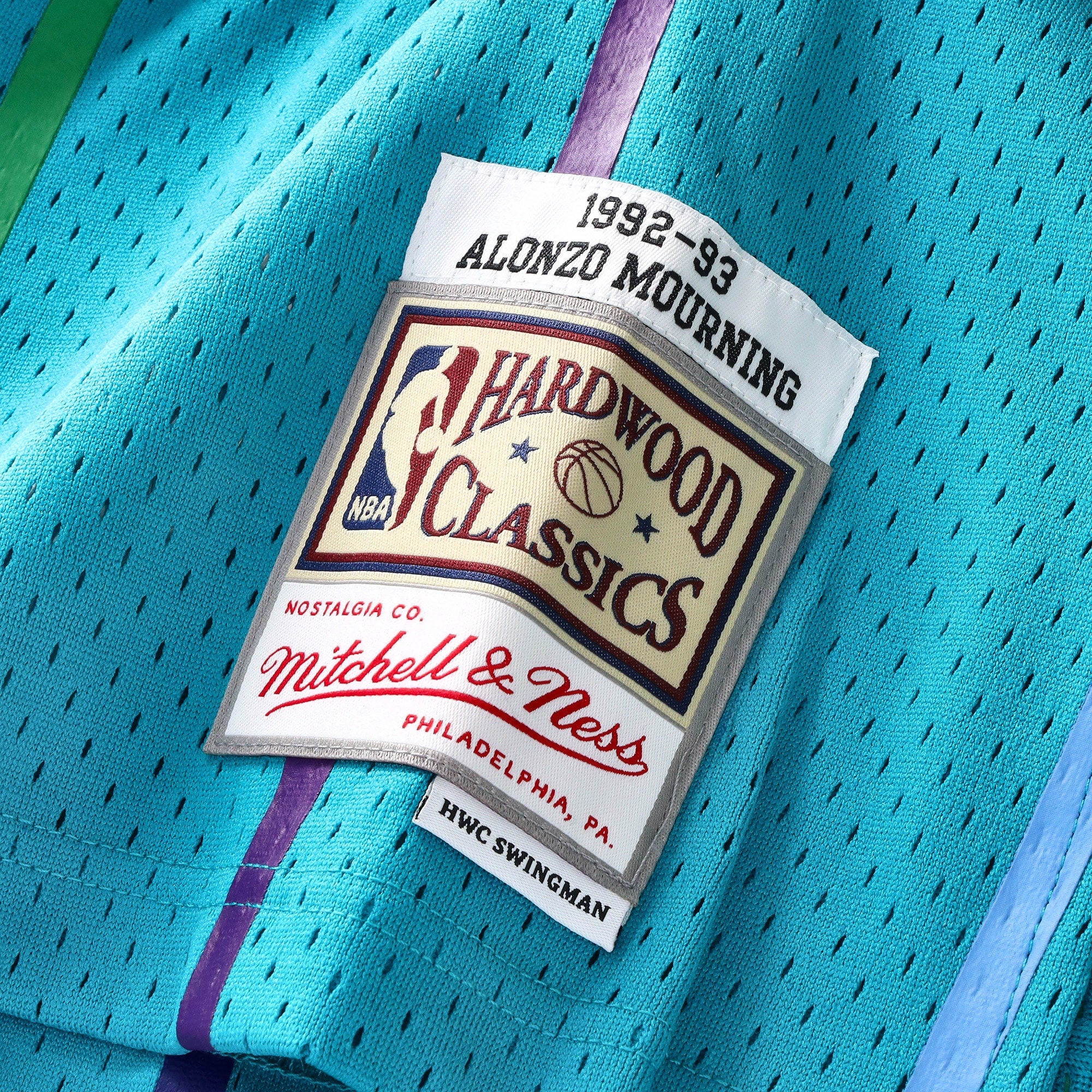 Charlotte Hornets NBA Mitchell & Ness Swingman Jersey - Alonzo Mourning